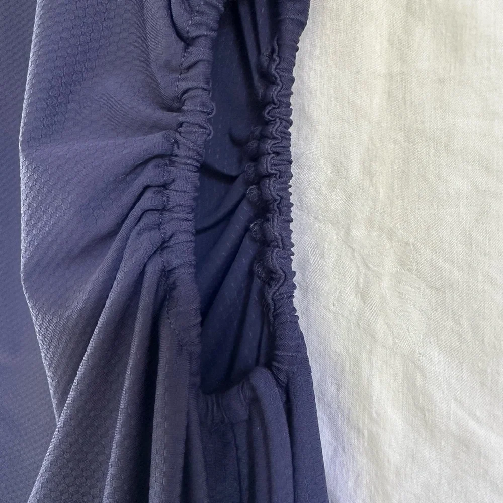 NWT - WAYF Jersey Cutout Knit Dress - Size Medium - Navy - Picture 10 of 13